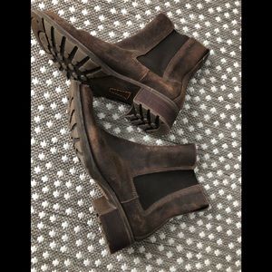 Timberland Women’s Suede bootie NWOT Size …